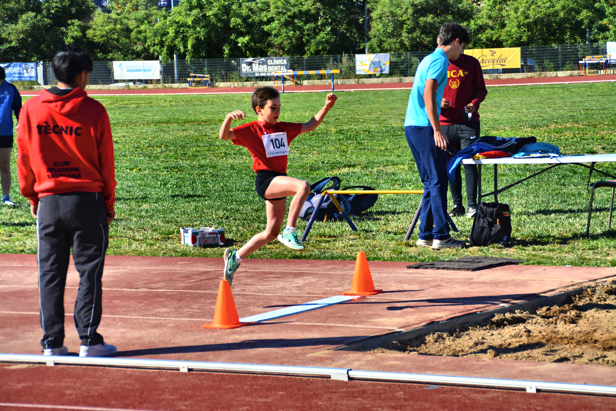 Club Atletisme Badalona - Escola